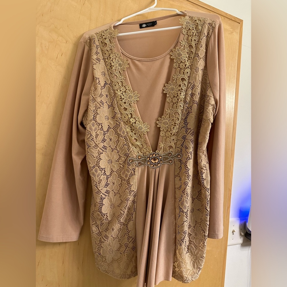 Elegant Lace Overlay Top